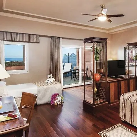 Gran Elba Thalasso & Готель